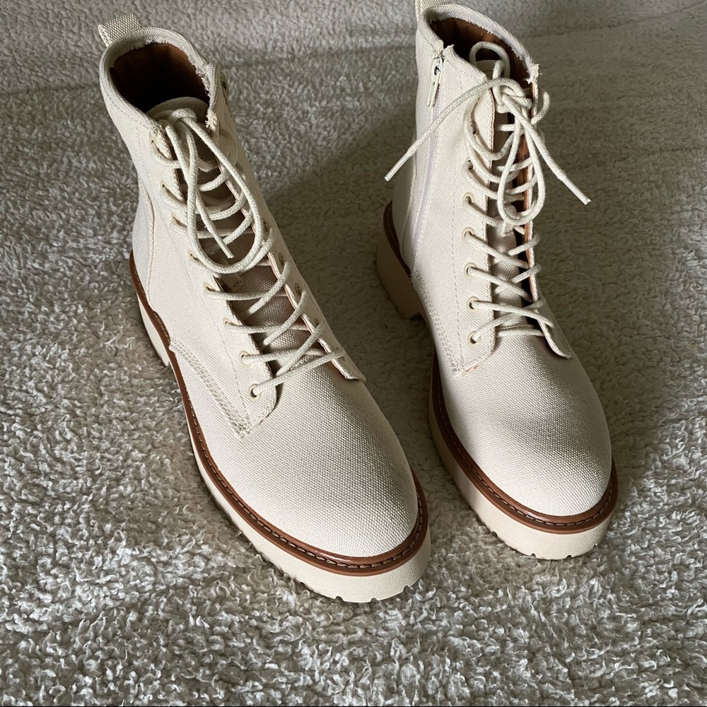Steve (Madden Girl) Beige Combat Boots